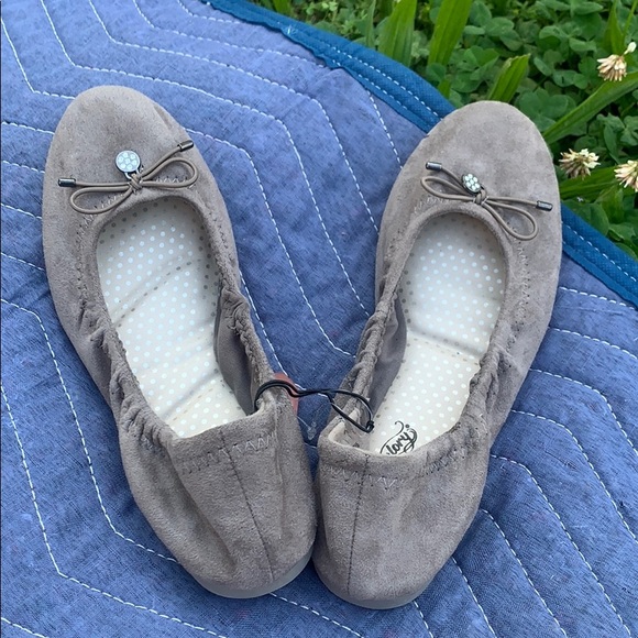 Faded Glory Women's Scrunch Ballet Flat - Picture 7 of 7